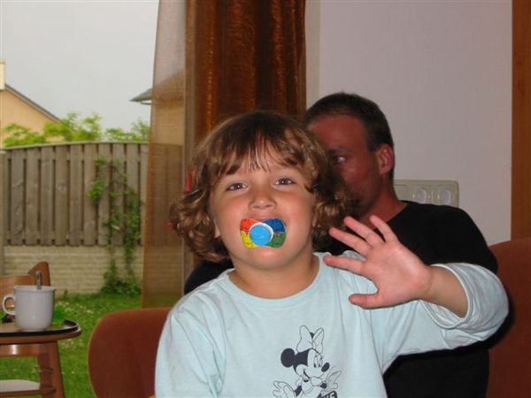 100-0003 IMG